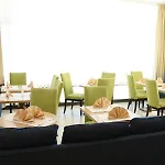 Hotel Elysium 3*