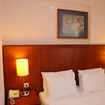 Hotell Elysium 3*