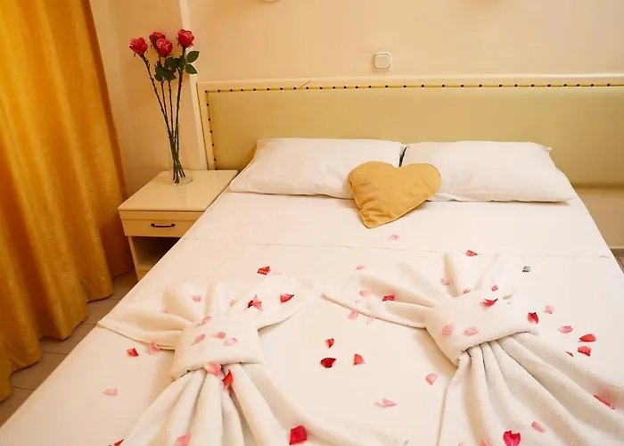 Elysium Μαρμαρίς