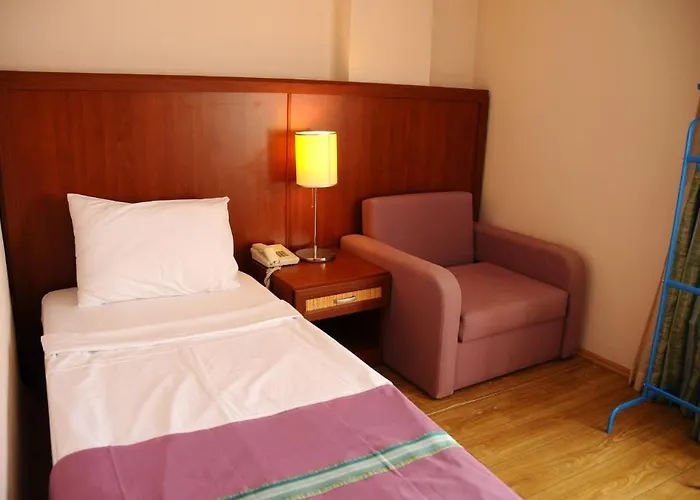 Ξενοδοχείο Elysium 3*