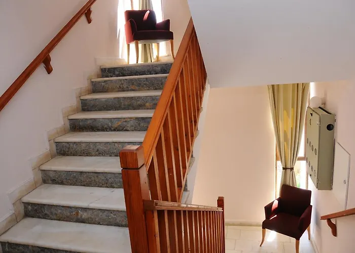 Elysium Μαρμαρίς